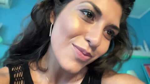 missarmenia @ myfreecams on 20231013