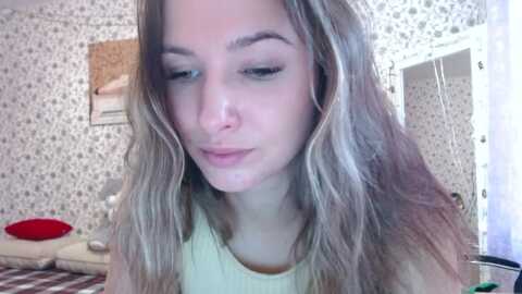 rosierosa @ myfreecams on 20231013