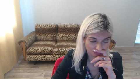 sexybeatriice @ myfreecams on 20231013