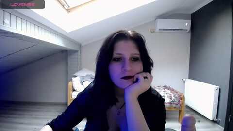 suziemarly @ myfreecams on 20231013