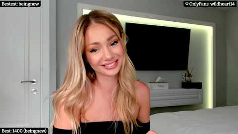 yveline @ myfreecams on 20231013