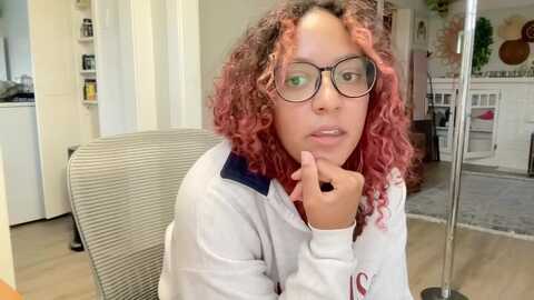 dreamyriri @ myfreecams on 20231014