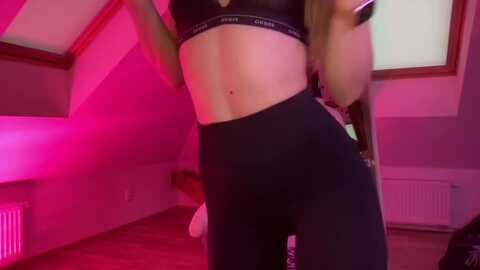 magicelfie @ myfreecams on 20231014