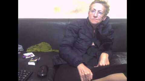 sexygeny @ myfreecams on 20231014