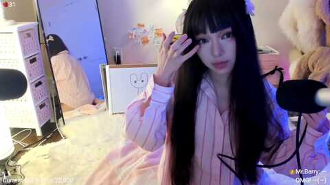 acaiberry @ myfreecams on 20231015