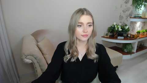 ccrystalsoul @ myfreecams on 20231015