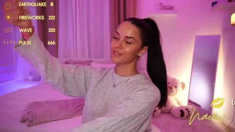 cinnabellee @ myfreecams on 20231015