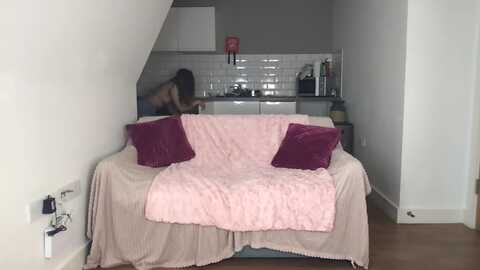 dreamy_peach @ myfreecams on 20231015