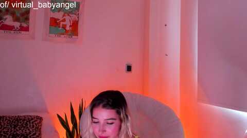 evarosse_ @ myfreecams on 20231015