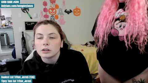 hempleyjones @ myfreecams on 20231015