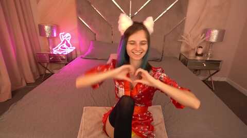 jessiemoons @ myfreecams on 20231015