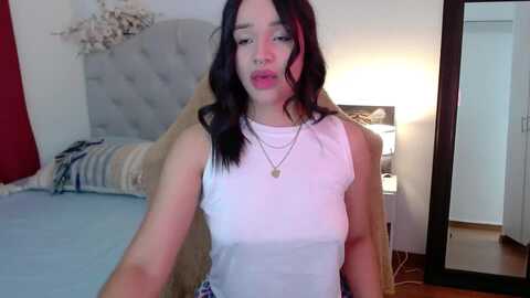 kiararose22 @ myfreecams on 20231015