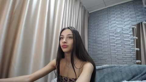 lea_lexis @ myfreecams on 20231015