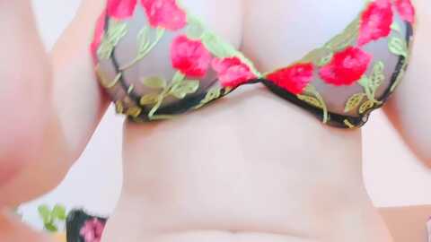 lorrise @ myfreecams on 20231015