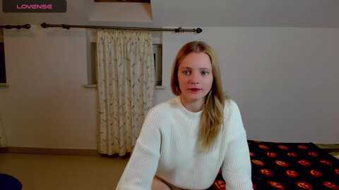 marieandrea @ myfreecams on 20231015