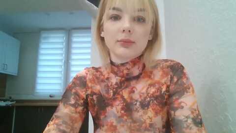 roxiesinner @ myfreecams on 20231015