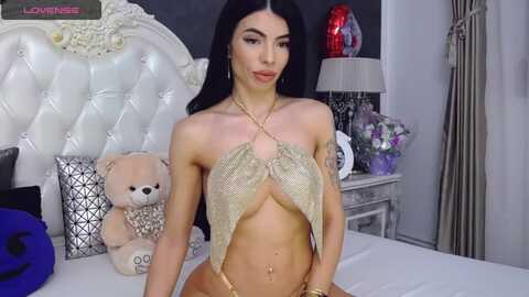 tesa000 @ myfreecams on 20231015