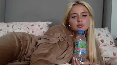 beasaitou @ myfreecams on 20231016