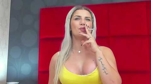 irisbella @ myfreecams on 20231016