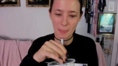 isabelle_babe @ myfreecams on 20231016