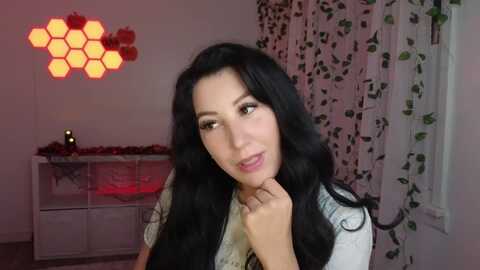 lenadanzara @ myfreecams on 20231016
