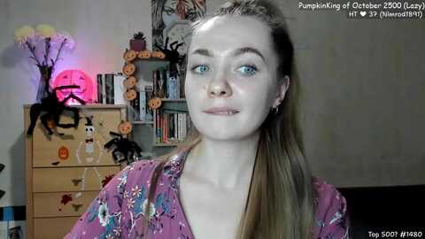 lizaghost @ myfreecams on 20231016