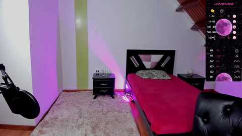 milania_stark @ myfreecams on 20231016