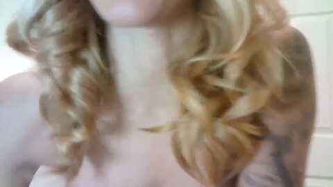 missrose2792 @ myfreecams on 20231016