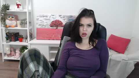 nicolyrio @ myfreecams on 20231016