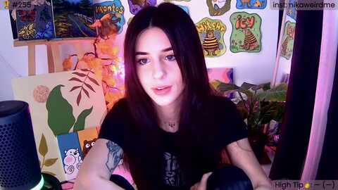 weirdnikusik @ myfreecams on 20231016