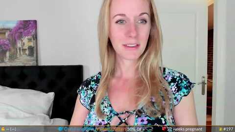 wildestkitten @ myfreecams on 20231016