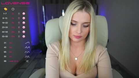 elissa_moon @ myfreecams on 20231017