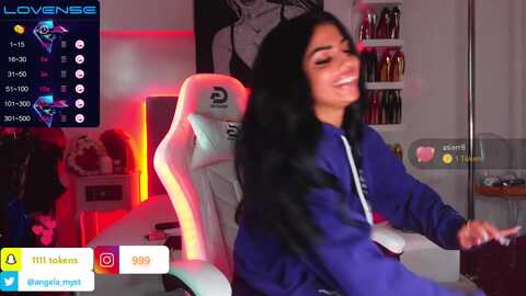 angelamyst @ myfreecams on 20231018