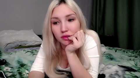 ashley_cutie_ @ myfreecams on 20231018