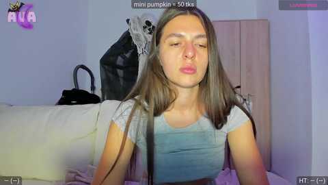 avamoonlight @ myfreecams on 20231018