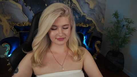 cocosecretss @ myfreecams on 20231018