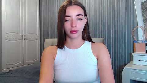 emeraldlilyyy @ myfreecams on 20231018