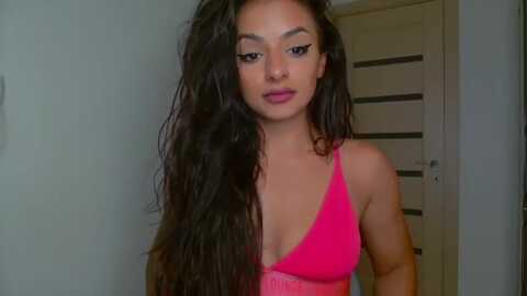 khateee @ myfreecams on 20231018