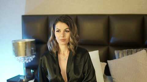 perfectmom @ myfreecams on 20231018