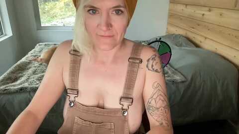 purrtymetal @ myfreecams on 20231018