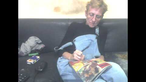 sexygeny @ myfreecams on 20231018