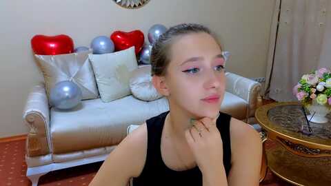 wittybunnyy @ myfreecams on 20231018