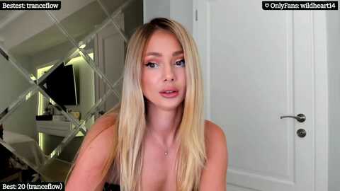 yveline @ myfreecams on 20231018