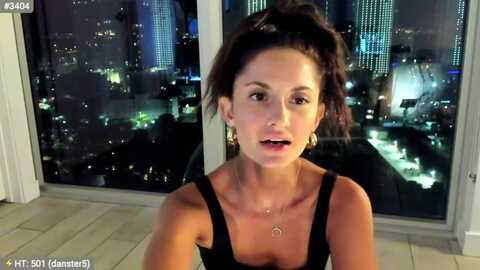 alanawylde @ myfreecams on 20231019