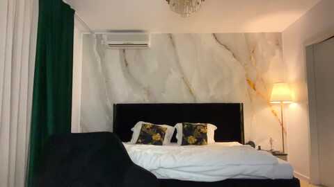 baaybee__ @ myfreecams on 20231019