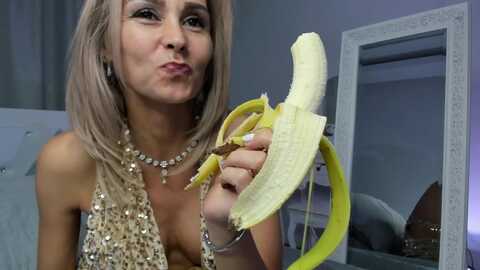 beckyspers @ myfreecams on 20231019