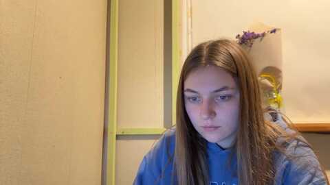 eve_olive @ myfreecams on 20231019