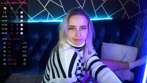 funnyfoxy @ myfreecams on 20231019