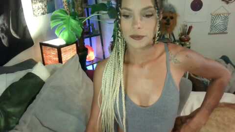 lunarlexxx @ myfreecams on 20231019