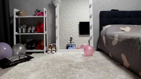 malina_xxx @ myfreecams on 20231019